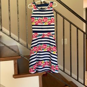 Girls size 7/8 Gollette Lilly dress with flowers